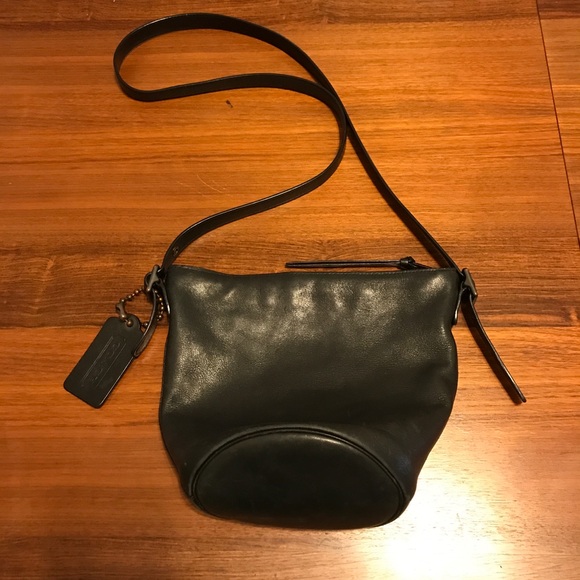 COACH SMALL BUCKET BAG - Picture 2 of 8