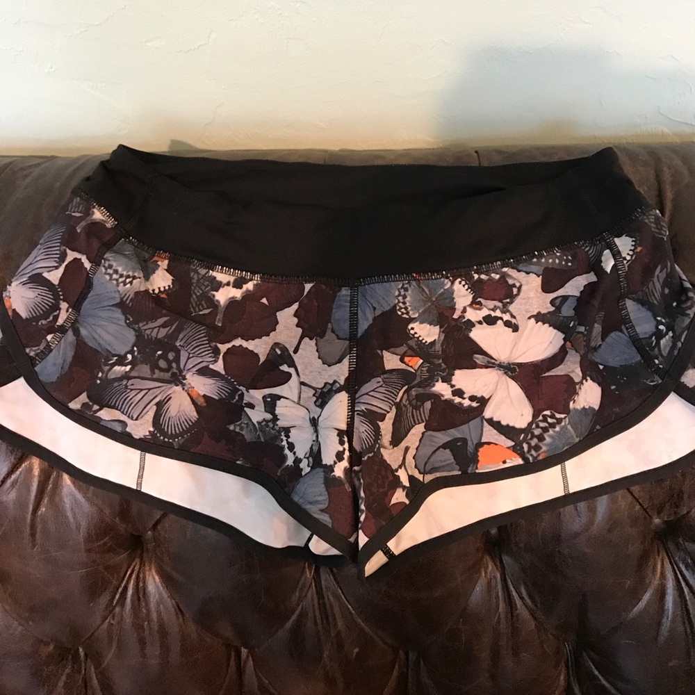 Lululemon Butterfly Speed Shorts Size 10.