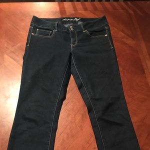 Lot of 2 American Eagle Crop Jeans Lot of (2)