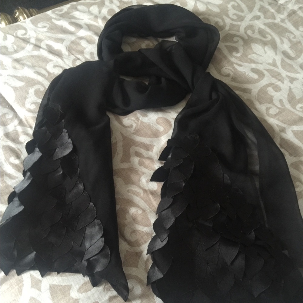 Ladies special occasion scarf/wrap.