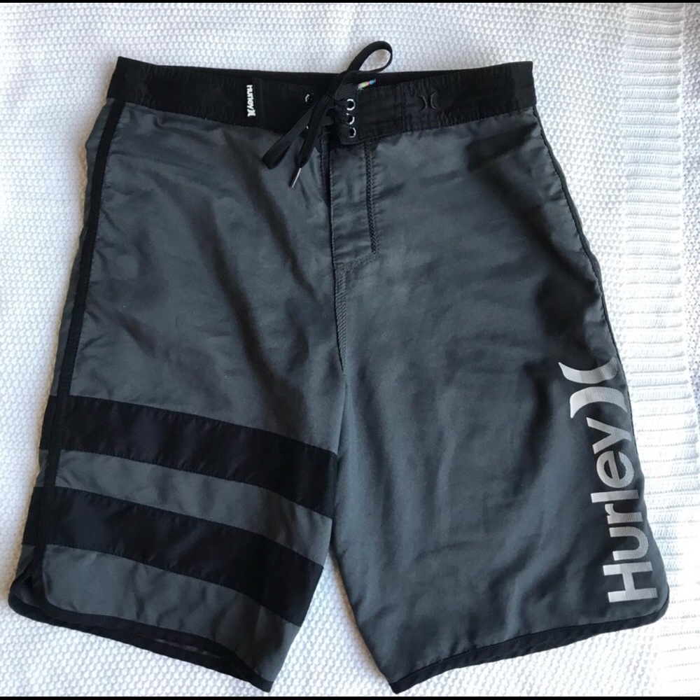Hurley Phantom Boardshorts size 30