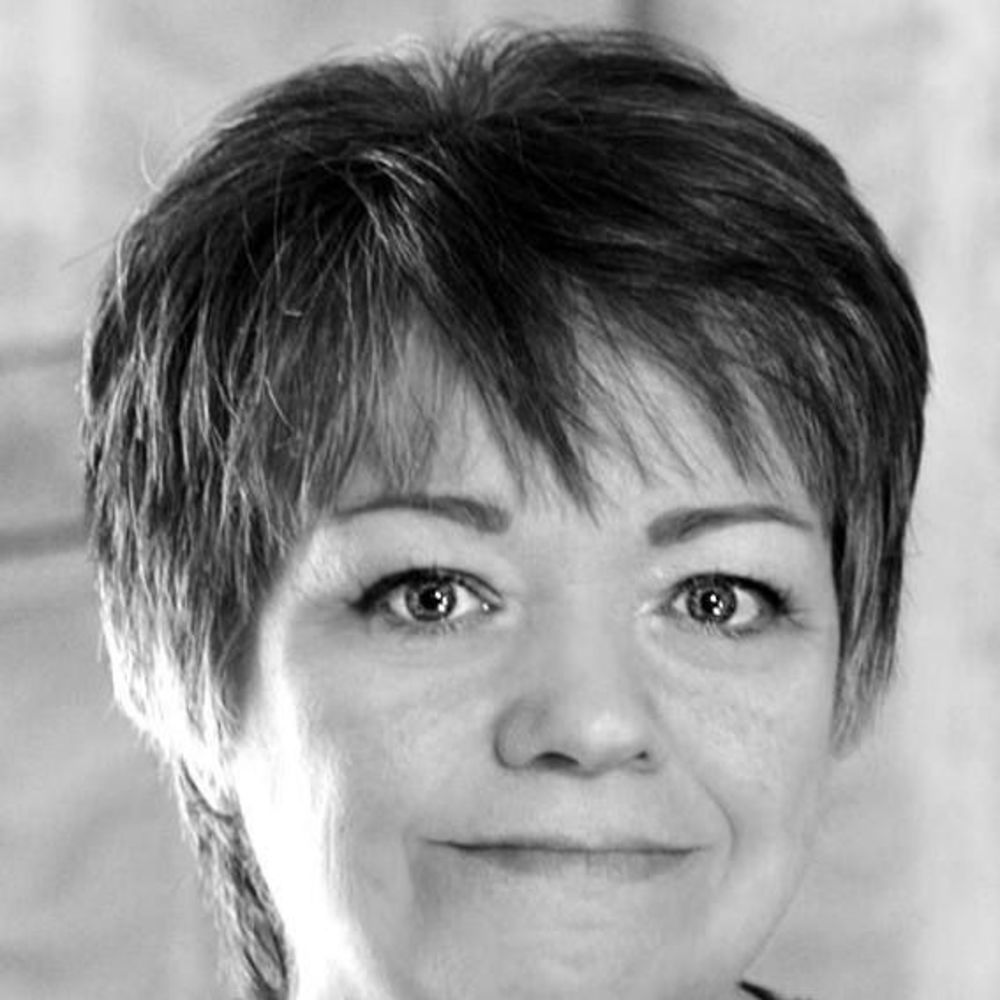 Meet your Posher, Pamela