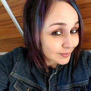 Meet your Posher, Veronica