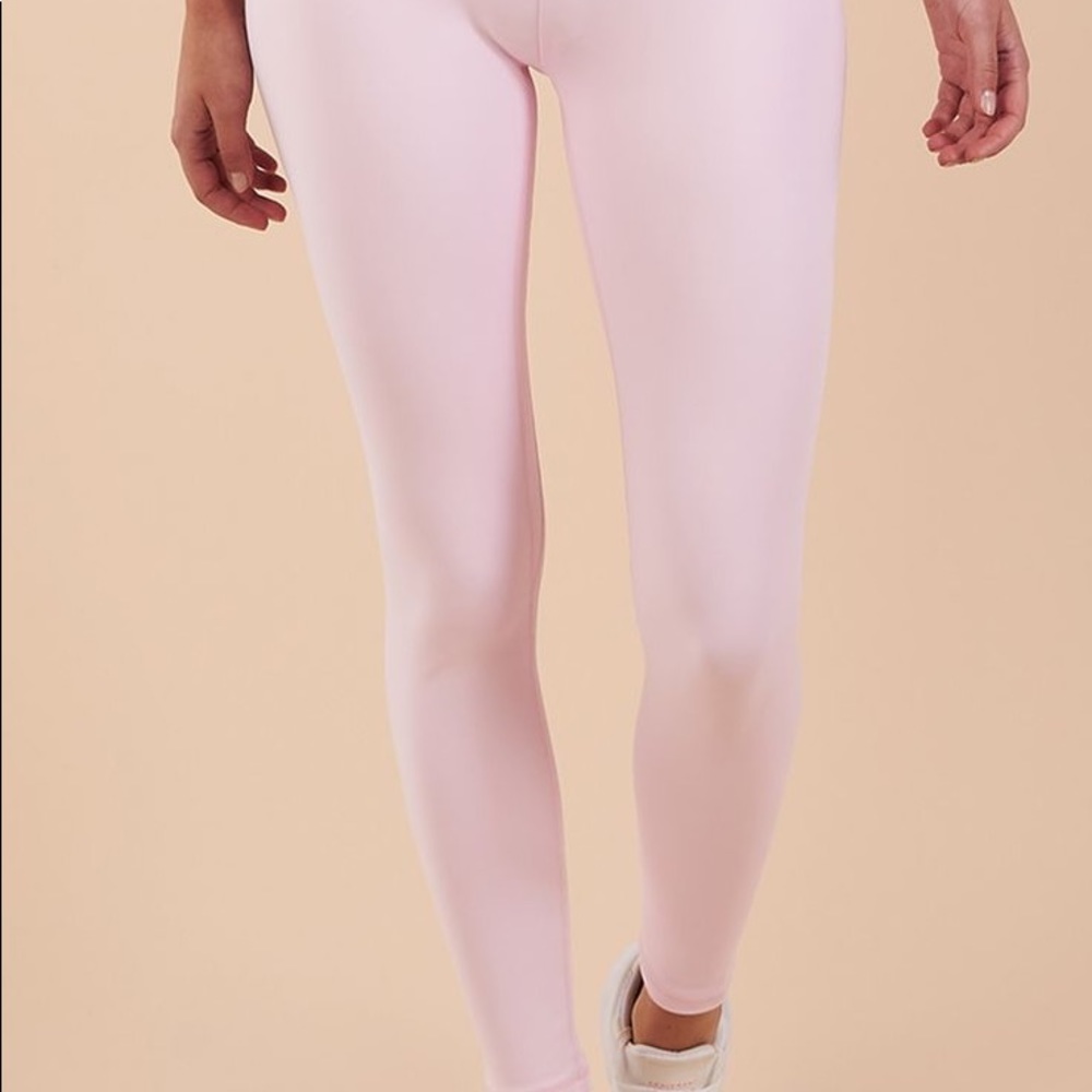 NWT Gymshark chalk pink dreamy legging. size small