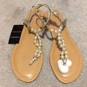 🆕Pearl sandals🆕
