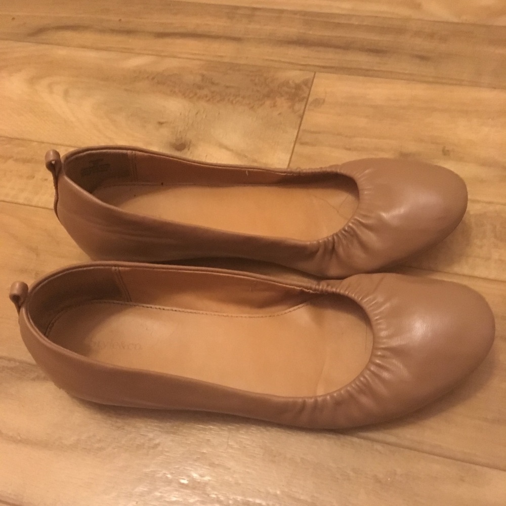 Style & Co Tan Flats