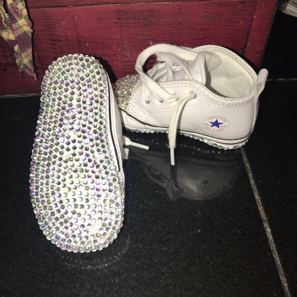 Converse - Picture 2 of 4