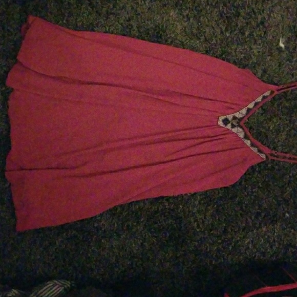 Express maroon shift dress - Picture 2 of 2