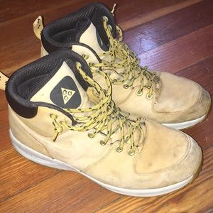 Men’s Nike ACG Manoa - Size 11