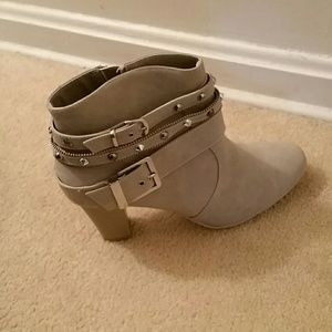 Jennifer Lopez booties