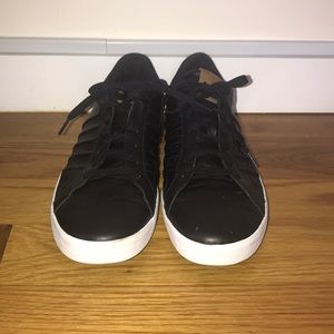 Men’s KSwiss shoes