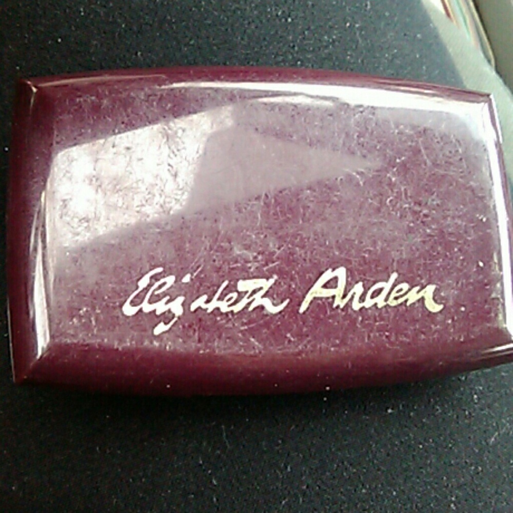 ELIZWBETH ARDEN DOUBLE EYESHADOW