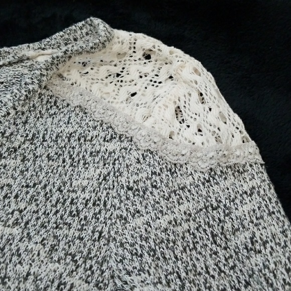 Sweater - Picture 3 of 3