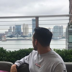 Meet your Posher, Dax