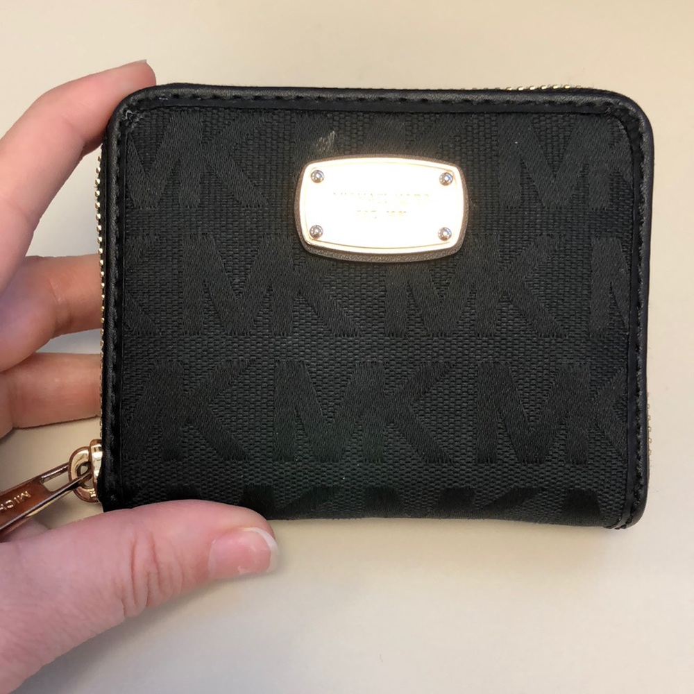 Michael Kors wallet
