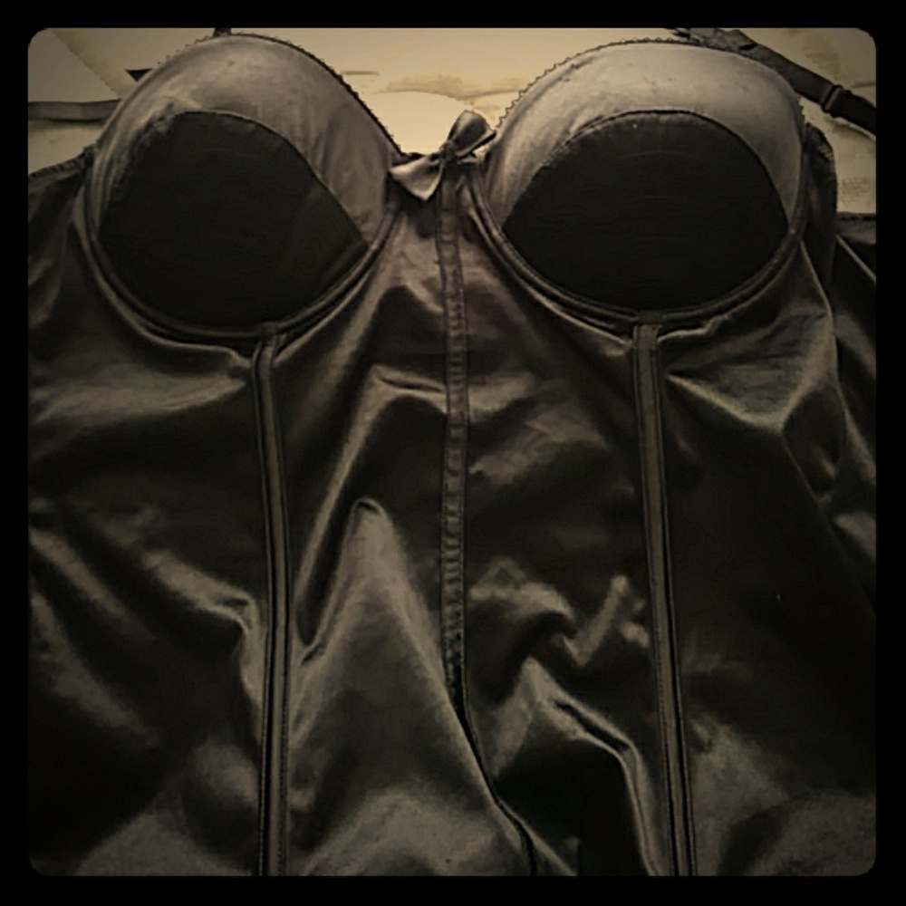 Black corset with bows nvr worn