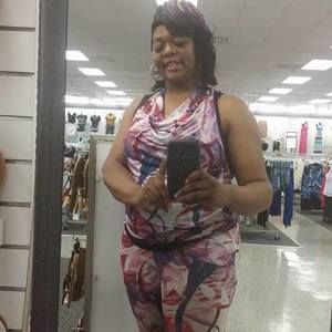 Meet your Posher, Nita