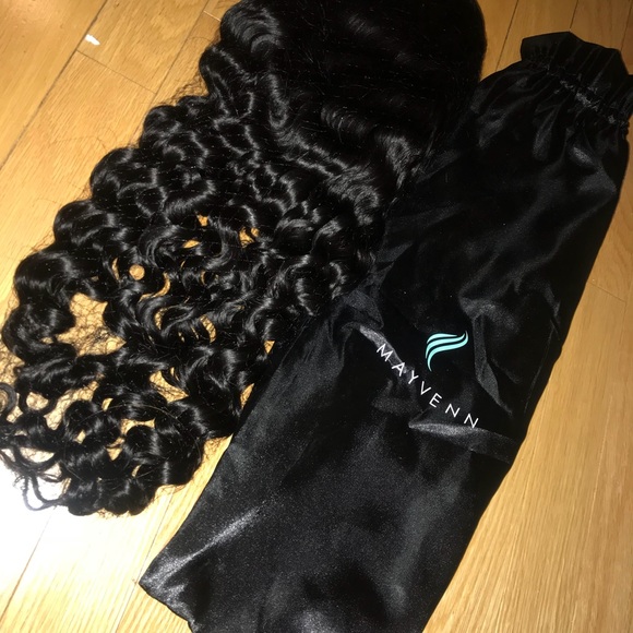 20” 360 DEEP WAVE LACE  WIG 💜
NEW AND NEVER WORN - Picture 1 of 8