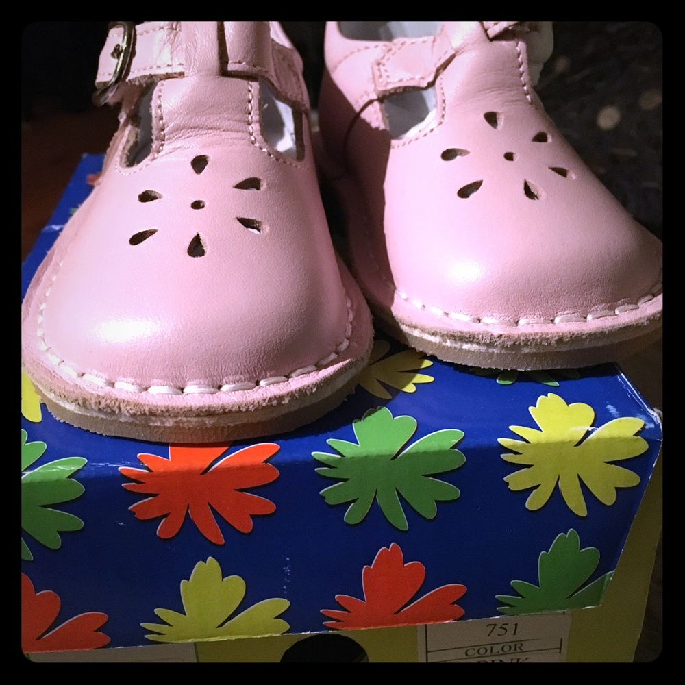L'Amour pink shoes size 5