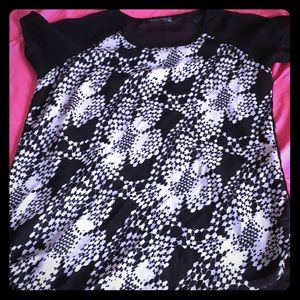 black&white shirt 😊