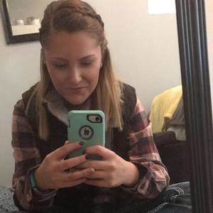 Meet your Posher, Carlie