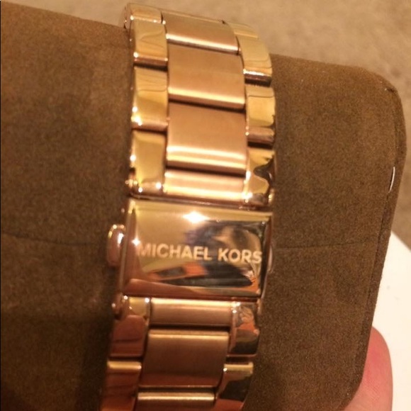 Michael kors women\'s watch