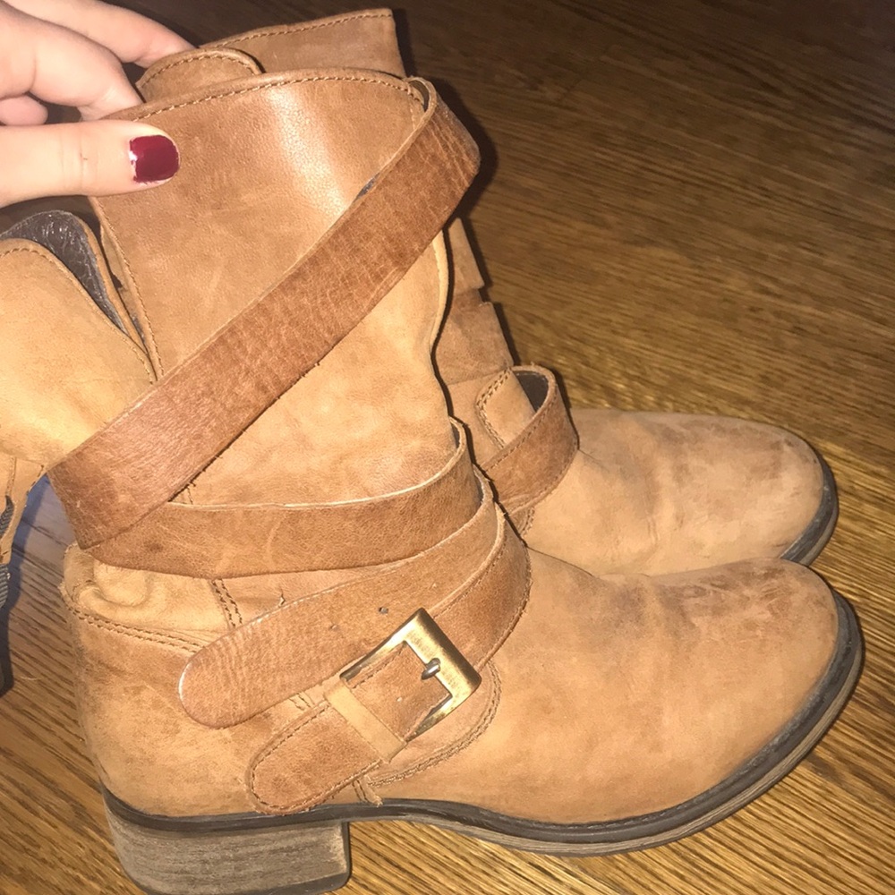 Steve Madden buckle boots.