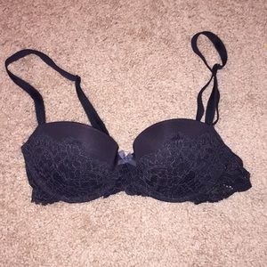 NEVER WORN Black Victoria Secret Push Up Bra