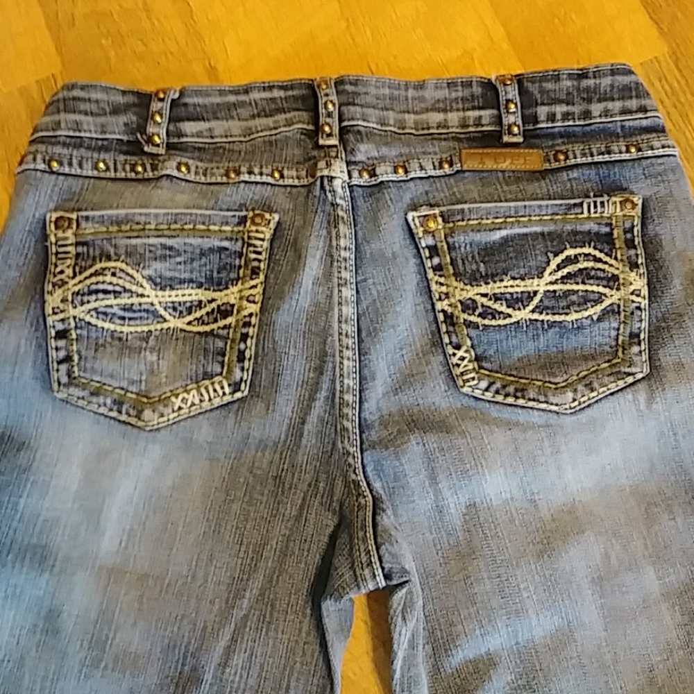 Womens Cowgirl Tuff jeans