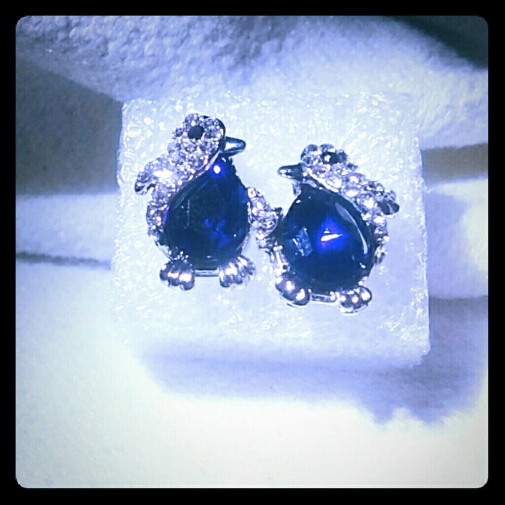 Sapphire Blue and Crystal Penguin 🐧 earrings!