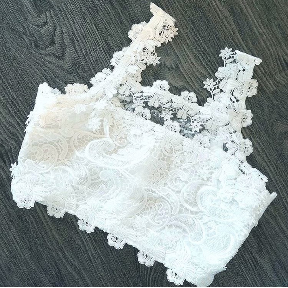 Elegant lace crop