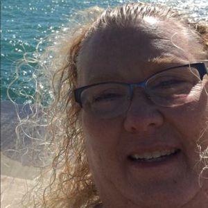 Meet your Posher, Dawn