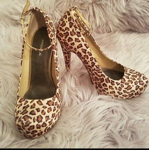 Leopard heels