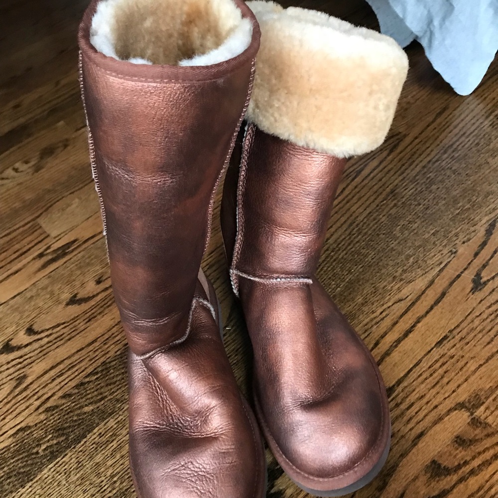 Bronze Uggs- tall