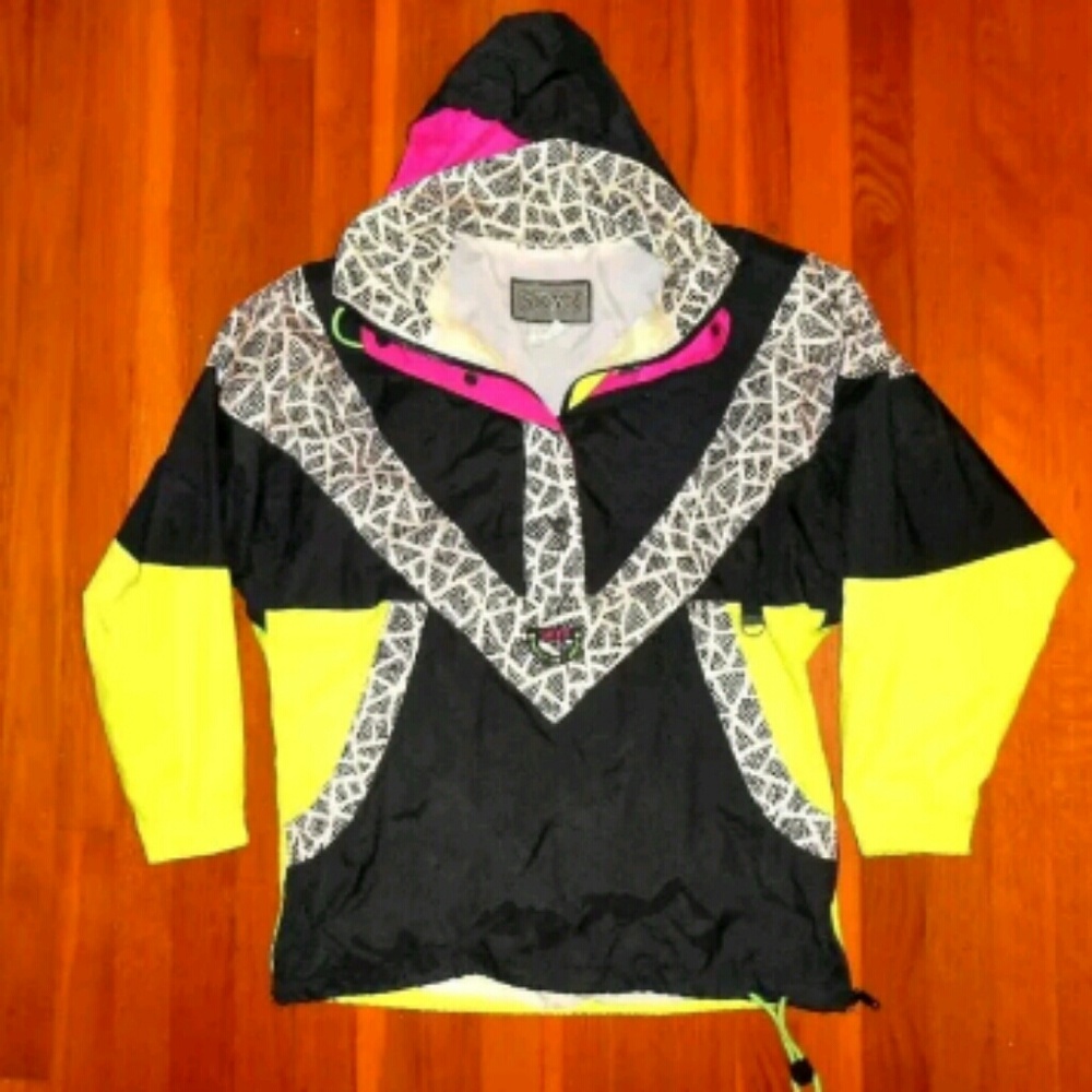 Women's VTG Half Zip Neon Black Windbreaker