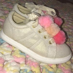 Pom Pom Sneakers