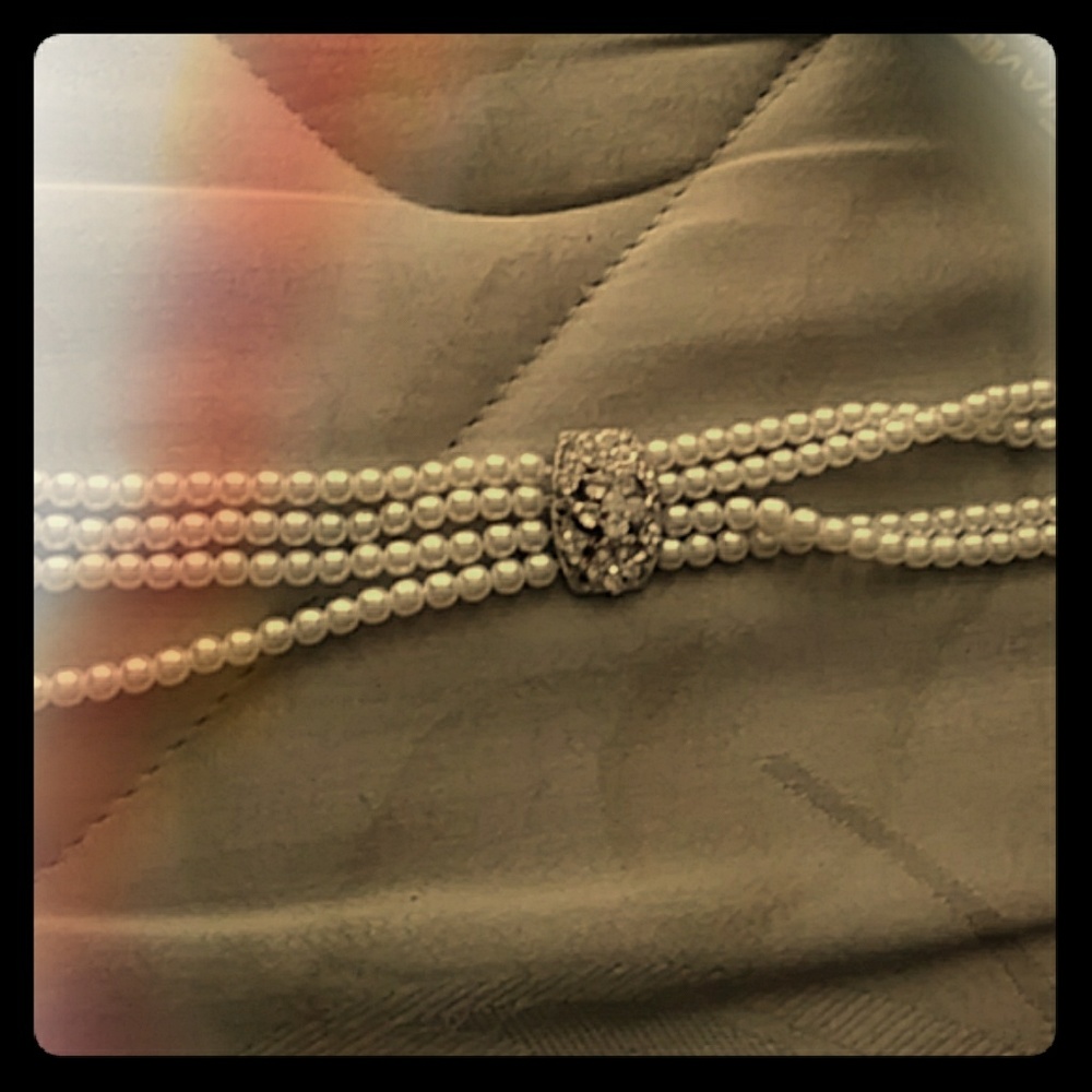 Choker pearls rhinestones with earrings