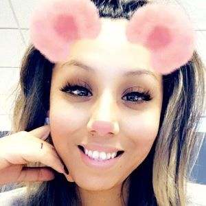 Meet your Posher, Yazmin