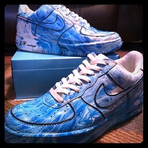 Custom marbled AF1’s