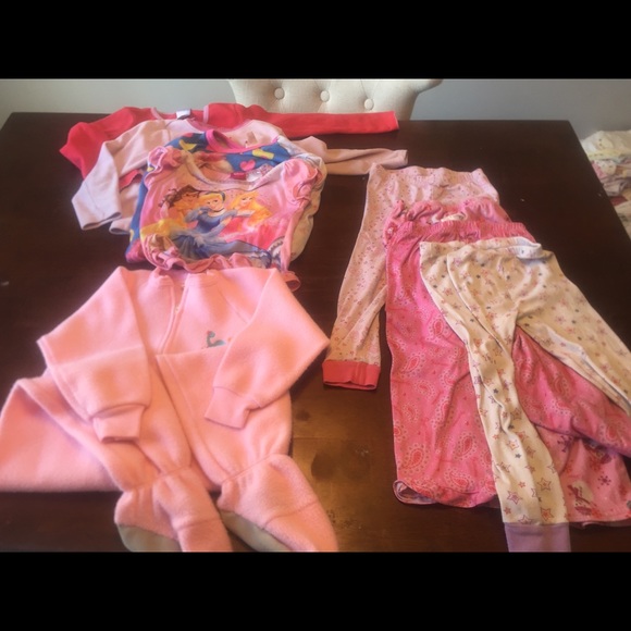 Girls 4T Clothing - Picture 2 of 4