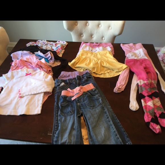 Girls 4T Clothing - Picture 3 of 4