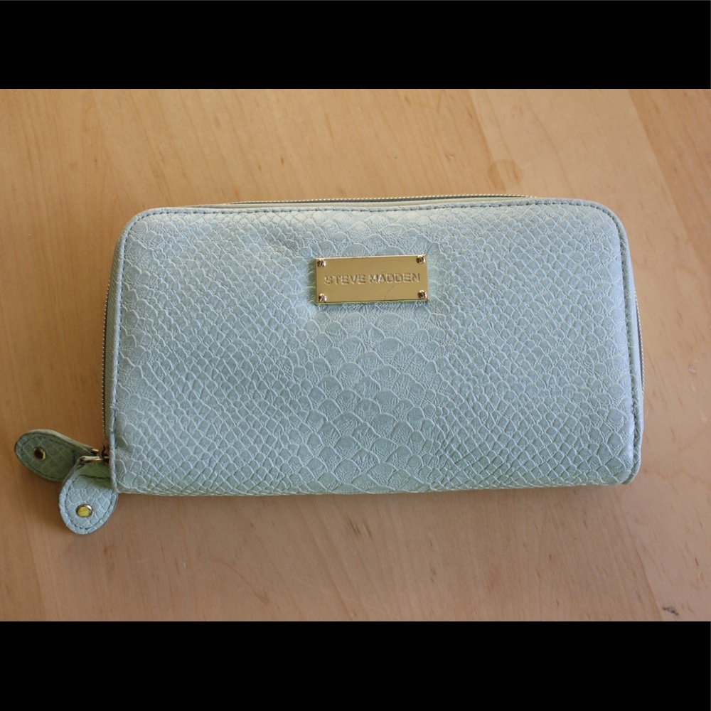 Steve Madden double zip wallet