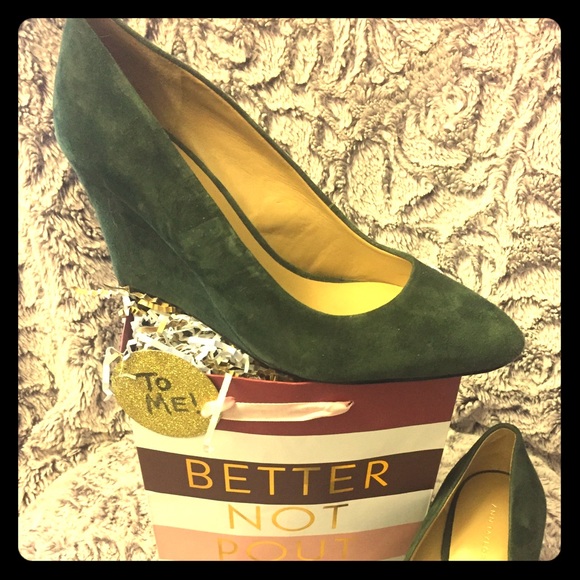 NEW!! Green Suede Wedges!! - Picture 1 of 5
