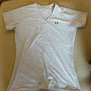 Under armour t shirt