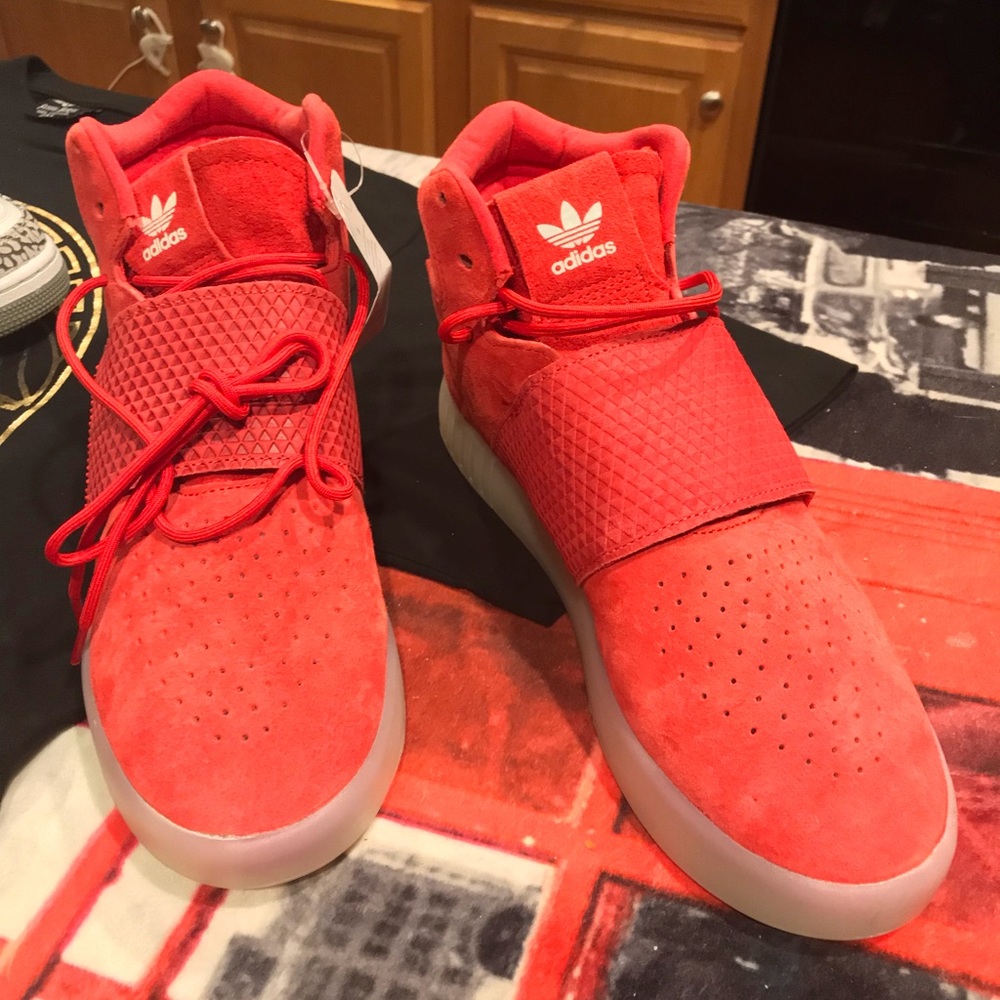 🔥😎ADIDAS TUBULAR😎🔥