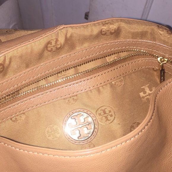 100% authentic Tory burch marion saddlebag - Picture 7 of 8