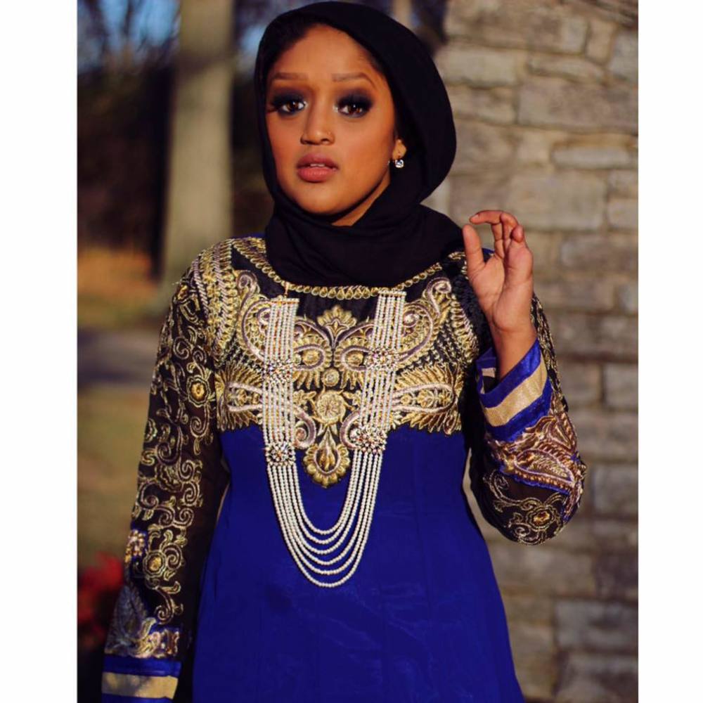 Meet your Posher, Momitul