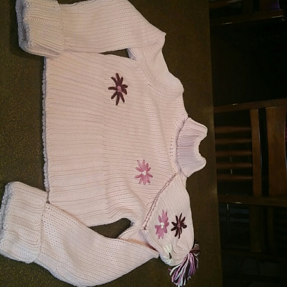 Women's Sweater and hat set