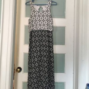 Black and white maxi dress