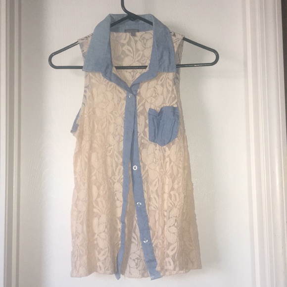 Cute lace button down tank top - Picture 1 of 5